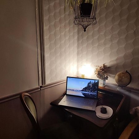 샤르트르 L'Echappee Belle B&B 외부 사진